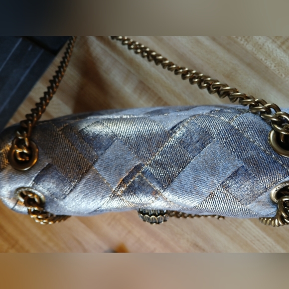 Kurt Geiger NWT Kensington W/Multi Colored Raven & Dustbag - Picture 5 of 8